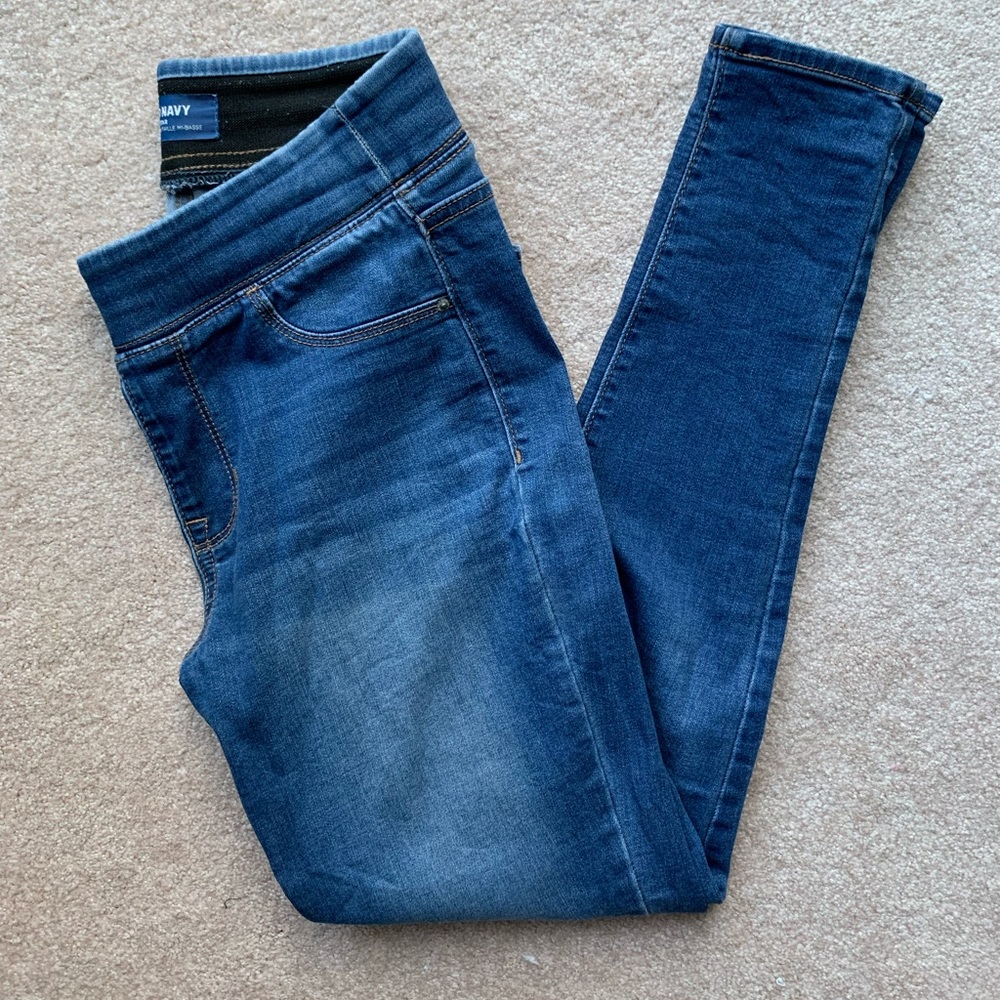 Old Navy Pull On Rockstar Jeggings